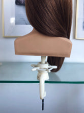 Load image into Gallery viewer, MANNEQUIN TABLE CLAMP
